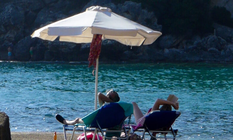 Καιρός-αύριο:-Θερμοκρασίες-έως-37-βαθμούς-–-Τοπικές-μπόρες-στην-κεντρική-και-βόρεια-Ελλάδα