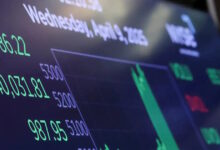 wall-street:-Ο-dow-καταγράφει-ιστορικό-υψηλό-με-άνοδο-άνω-των-800-μονάδων-μετά-τις-δηλώσεις-Πάουελ