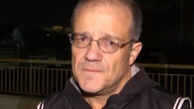 Φώτης-Σπύρος:-«Ανακάλυψα-μικρός-ότι-είμαι-γκέι,-ήμουν-αλκοολικός-όπως-ο-μπαμπάς-μου-αλλά-έκανα-απεξάρτηση»