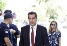 Πλεύρης:-Ο-λαθρομετανάστης-που-προσέβαλε-τους-Εύζωνες,-αγνόησε-τις-αρχές-της-πατρίδας-μας-–-Καμία-ανοχή