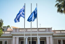 Μετωπική-κυβέρνησης-ΠΑΣΟΚ-για-την-ΔΕΘ:-«Είστε-πολιτικοί-απατεώνες»-–-«Κοιτάξτε-στον-καθρέφτη-σας»