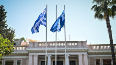 Μετωπική-κυβέρνησης-ΠΑΣΟΚ-για-την-ΔΕΘ:-«Είστε-πολιτικοί-απατεώνες»-–-«Κοιτάξτε-στον-καθρέφτη-σας»