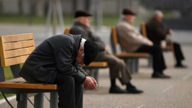 Η-Ελλάδα-«βουλιάζει»-δημογραφικά-και-οι-πολιτικοί-«.δειλοί,-μοιραίοι-και-άβουλοι-αντάμα…»