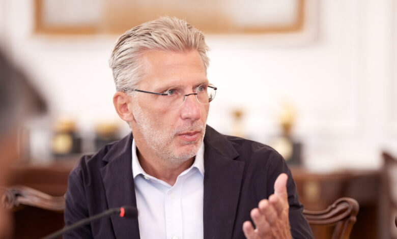 Άκης-Σκέρτσος: Νοσταλγοί-των-μνημονίων-–-Ανεπίδεκτη-μαθήσεως-η-«δεύτερη-φορά-αριστερά»
