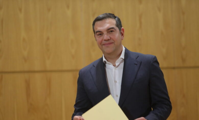 live-news:-«Ο-Αλέξης-Τσίπρας-θα-κάνει-νέο-κόμμα-μέσα-στο-επόμενο-εξάμηνο»
