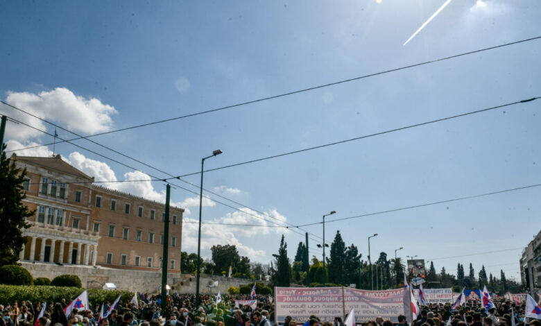 24ωρη-απεργία-της-ΑΔΕΔΥ-σήμερα:-Πώς-θα-κινηθούν-Μετρό-και-λεωφορεία-–-Συγκέντρωση-διαμαρτυρίας-στο-Σύνταγμα