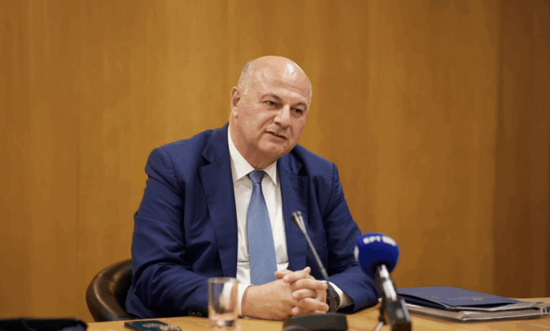 Τσιάρας:-Έκκληση-για-υπευθυνότητα-–-Βαριές-ποινές-για-απόκρυψη-κρουσμάτων-ευλογιάς