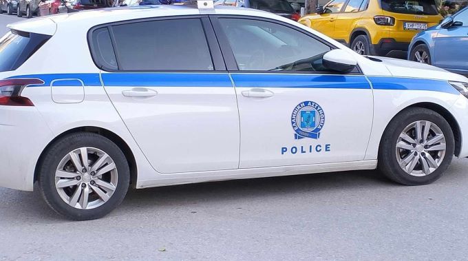 Στα-χέρια-της-ΕΛΑΣ.-ο-διαρρήκτης-των-εκδοτηρίων-του-Αστικού-ΚΤΕΛ-Τρικάλων