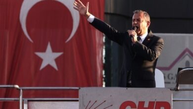 Τουρκία:-Εισαγγελική-έρευνα-εις-βάρος-του-προέδρου-του-chp-Οζγκιούρ-Οζέλ