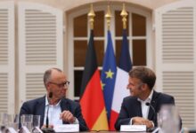 Συνάντηση-Μακρόν-Μερτς-στο-ειδυλλιακό-φρούριο-bregancon