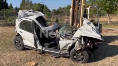 Τροχαίο-δυστύχημα-με-δυο-16χρονους-στην-Καστοριά:-Τα-ίχνη-από-το-φρενάρισμα-δείχνουν-πως-συνέβη-κάτι-απρόβλεπτο