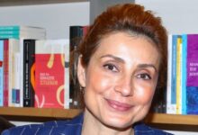 Η-Ευδοκία-Ρουμελιώτη-σε-παιχνιδιάρικη-διάθεση-με-τον-10χρονο-γιο-της-–-Δείτε-φωτογραφία