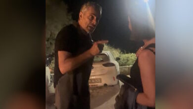 Άγριο-επεισόδιο-μεταξύ-Εβραίων-και-ιδιοκτήτη-ταβέρνας-στη-Νάξο-με-αφορμή-αυτοκόλλητα-υπέρ-της-Παλαιστίνης-–-Δείτε-βίντεο