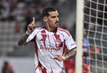Βόλος-–-Ολυμπιακός-0-2:-Ο-Τσικίνιο-έσπασε-το-«μπλόκο»-στο-Πανθεσσαλικό-και-έφερε-το-2/2-για-τους-Πειραιώτες-στη-super-league