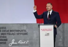 Πολωνία:-Ο-νέος-πρόεδρος-διαφοροποιείται-από-την-κυβέρνηση-Τουσκ-στο-ζήτημα-των-γερμανικών-αποζημιώσεων