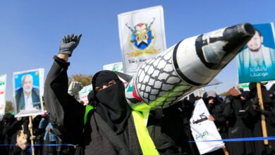 Υεμένη:-Επίθεση-σε-τάνκερ-και-κράτηση-προσωπικού-του-ΟΗΕ-μετά-την-από-το-Ισραήλ-δολοφονία-της-κυβέρνησης