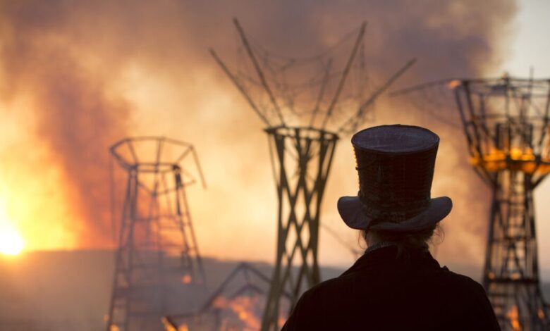 Φεστιβάλ-«burning-man»:-Νεκρός-άνδρας-μέσα-σε-λίμνη-αίματος-–-Σε-εξέλιξη-έρευνα-για-ανθρωποκτονία