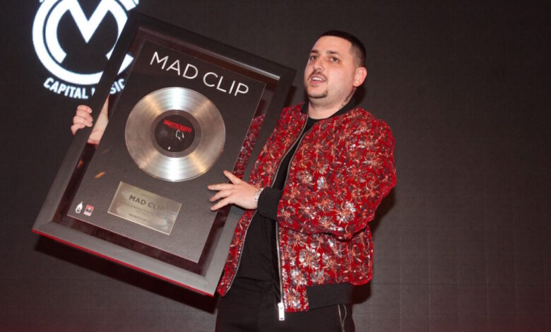 mad-clip:-Τέσσερα-χρόνια-από-τον-θάνατο-του-τράπερ-–-Η-ανάρτηση-της-αδελφής-του-και-η-ολονυχτία-των-φίλων-του
