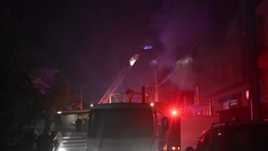 Φωτιά-σε-επιχείρηση-στο-Περιστέρι-–-Ένα-άτομο-με-αναπνευστικά-στο-νοσοκομείο