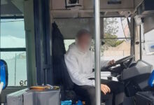 Το-νέο-βίντεο-από-την-αρπαγή-του-μωρού-στον-Πειραιά-και-η-φωτογραφία-του-17χρονου-από-λεωφορείο-που-παρίστανε-τον-ελεγκτή