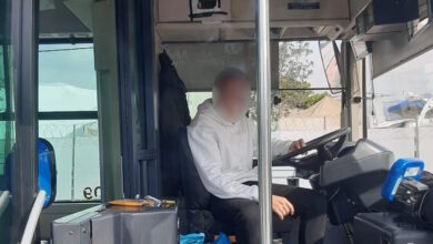 Το-νέο-βίντεο-από-την-αρπαγή-του-μωρού-στον-Πειραιά-και-η-φωτογραφία-του-17χρονου-από-λεωφορείο-που-παρίστανε-τον-ελεγκτή