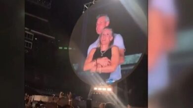 coldplay: Η-ερωμένη-που-«πιάστηκε»-στην-kiss-cam-του-live,-καταθέτει-αίτηση-διαζυγίου-–-«Δεν-είναι-κατάλληλη-για-σύζυγος»