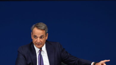 Κυριάκος-Μητσοτάκης:-Ο-εκλογικός-νόμος-δεν-αλλάζει-–-Ο-Τσίπρας-ζητά-αυτοκριτική-από-τους-πολίτες,-κάποιοι-είναι-χρυσοί-χορηγοί-του