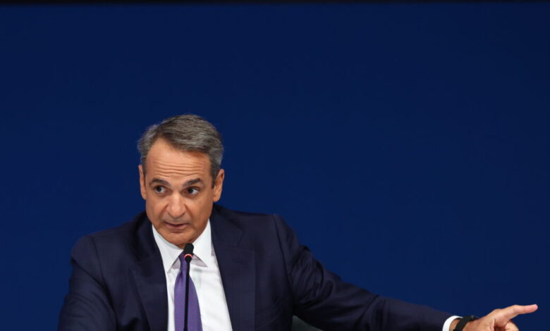 Κυριάκος-Μητσοτάκης:-Ο-εκλογικός-νόμος-δεν-αλλάζει-–-Ο-Τσίπρας-ζητά-αυτοκριτική-από-τους-πολίτες,-κάποιοι-είναι-χρυσοί-χορηγοί-του