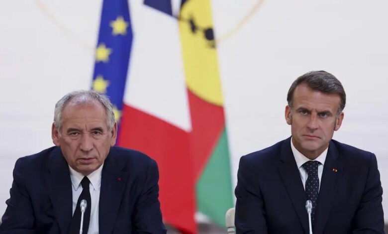 Στην-άκρη-του-γκρεμού-η-κυβέρνηση-Μπαϊρού-και-η-οικονομία-της-Γαλλίας-–-Πόσο-κοντά-είναι-η-προσφυγή-στο-ΔΝΤ-ή-η-παρέμβαση-της-ΕΚΤ