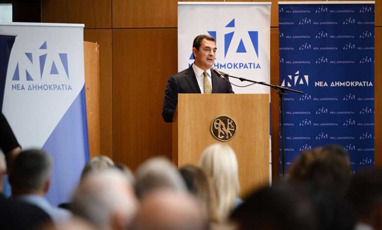 Σκρέκας:-«Στήριξη-σε-οικογένεια-και-μεσαία-τάξη-–-δεν-μας-ανησυχεί-ο-Τσίπρας»