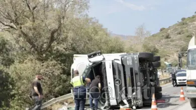 Ηράκλειο:-17χρονος-οδηγός-φορτηγού-έχασε-τη-ζωή-του-μετά-από-τροχαίο-στην-Αγία-Πελαγία-–-Σοκαριστικές-εικόνες-από-το-σημείο