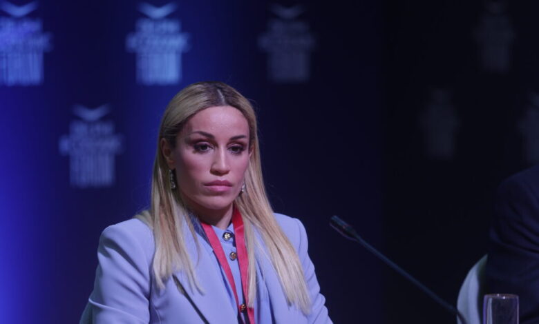 Καρολίνα-Πελενδρίτου:-Το-video-από-την-στιγμή-που-ο-δηγός-ταξί-αρνήθηκε-να-μεταφέρει-την-χρυσή-Παραολυμπιονίκη-λόγω-του-σκύλου-οδηγού-της