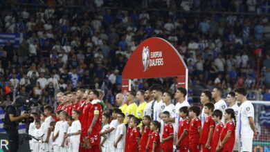 Ελλάδα-–-Δανία:-Συγκλονιστική-ατμόσφαιρα-από-30.000-φίλαθλους-στην-έναρξη-του-αγώνα