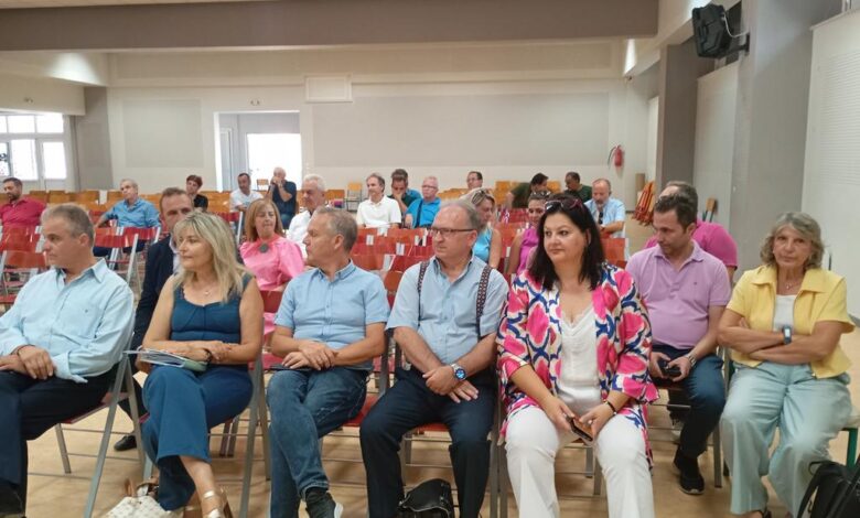Τρίκαλα:-eπιμόρφωση-για-τους-διευθυντές-σχολικών-μονάδων-της-Δευτεροβάθμιας-Εκπαίδευσης