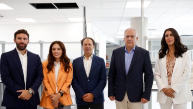 Θεοδωρικάκος:-Στηρίζουμε-τη-στρατηγική-επένδυση-της-elpen-που-συμβάλλει-στο-νέο-παραγωγικό-πρότυπο-της-χώρας