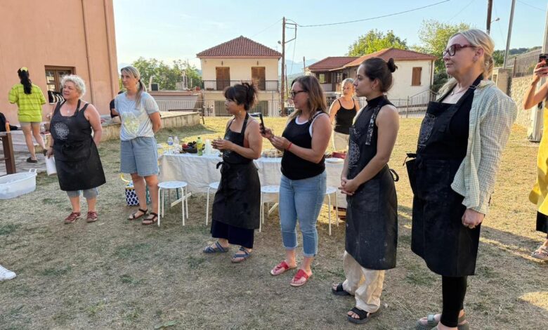 Με-επιτυχία-το-ανοιχτό-event-Κεραμικής-στο-Καστράκι-–-Τεχνικές-raku-με-διεθνείς-καλλιτέχνες