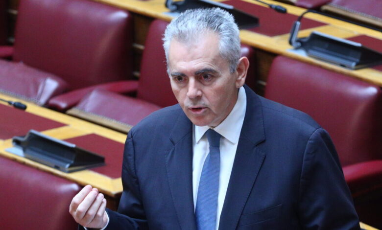 Ο-Μάξιμος-Χαρακόπουλος-νέος-γραμματέας-της-Κοινοβουλευτικής-Ομάδας-της-ΝΔ