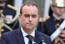 Γιατί-η-fitch-μπορεί-να-αναζωπυρώσει-την-κρίση-χρέους-της-Γαλλίας-και-της-ΕΕ