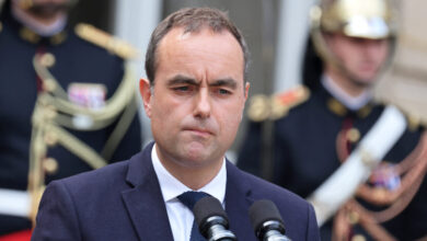 Γιατί-η-fitch-μπορεί-να-αναζωπυρώσει-την-κρίση-χρέους-της-Γαλλίας-και-της-ΕΕ
