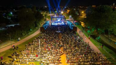 Δήμητρα-Γαλάνη-στα-Τσιτσάνεια-2025-στα-Τρίκαλα-με-Εστουδιαντίνα-Νέας-Ιωνίας