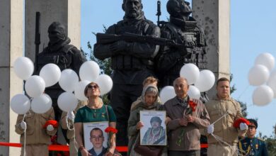 Η-Ρωσία-έκανε-τα-αποκαλυπτήρια-μνημείου-πεσόντων-στον-πόλεμο-της-Ουκρανίας