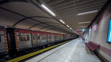 Πρεμιέρα-για-την-24ωρη-λειτουργία-σε-μετρό,-λεωφορεία-και-τραμ-κάθε-Σάββατο-–-Αναλυτικά-όλα-τα-δρομολόγια