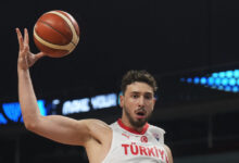 Ο-Αλπερέν-Σενγκούν-έκλεισε-τα-σχόλια-στην-αμφιλεγόμενη-δημοσίευση-του-μετά-το-Ελλάδα-–-Τουρκία