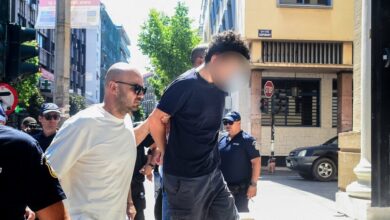 Να-αποφυλακιστεί-ο-25χρονος-για-τη-φωτιά-στην-Πάτρα-ζητάει-η-εισαγγελέας