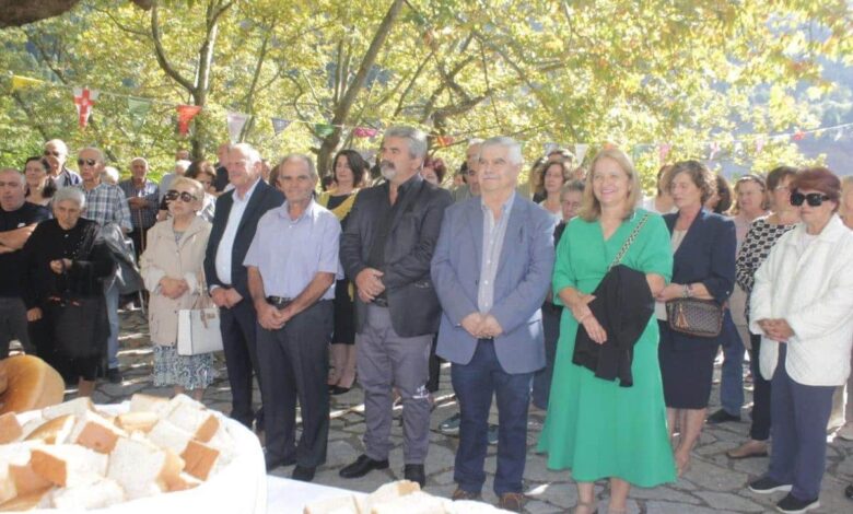 Δέση-Τρικάλων:-Πανηγυρικός-εορτασμός-Αγίου-Βησσαρίωνος-με-πλήθος-κόσμου