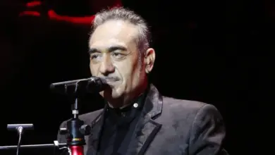 Νότης-Σφακιανάκης:-Πρόβλημα-υγείας-για-την-σύζυγό-του-–-«Πηγαίνει-καλύτερα»-λέει-ο-ανιψιός-του-τραγουδιστή