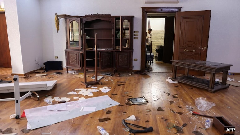 Το-Ιράν-«δεν-βιάζεται»-να-αποκαταστήσει-τις-σχέσεις-του-με-την-τωρινή-Συρία