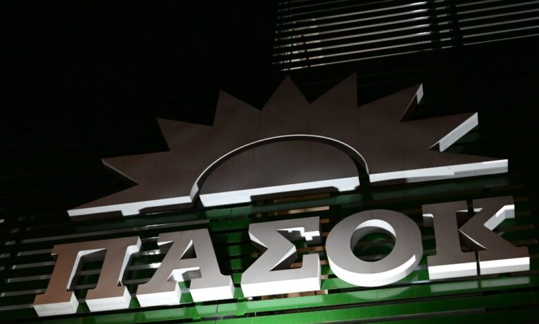 Σκληρή-απάντηση-ΠΑΣΟΚ-στον-Μητσοτάκη:-«Χωρίς-όραμα-για-τη-χώρα-και-γεμάτος-αλαζονεία,-με-μοναδική-αγωνία-την-εξουσία-του»