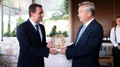Κώστας-Σκρέκας:-Συνάντηση-με-τον-li-xi-για-ενίσχυση-σχέσεων-Ελλάδας-–-Κίνας