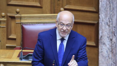 Σύγκρουση-Φλωρίδη-–-Γιαννούλη-στη-Βουλή:-«Στον-ΣΥΡΙΖΑ-έχετε-λατρεία-προς-δολοφόνους-και-εγκληματίες»